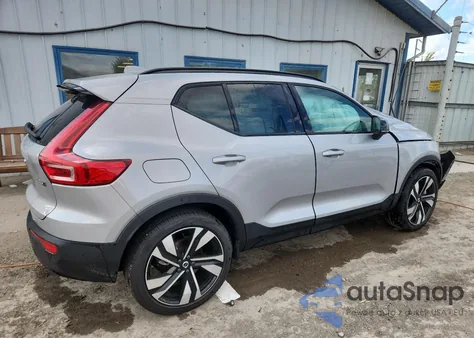 2024 Volvo Xc40 Ultimate z USA, uszkodzony, nr VIN YV4L12UM5R2301610